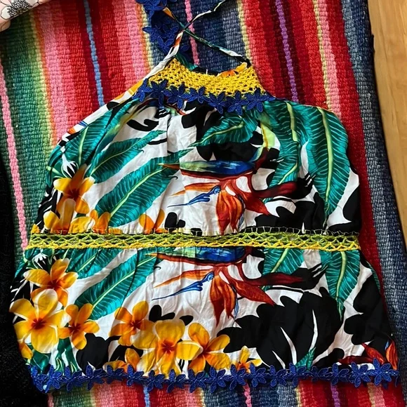 Caribbean tops! - Picture 2 of 6